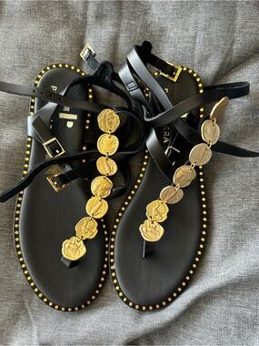 New buckle-fastening embellished sandals